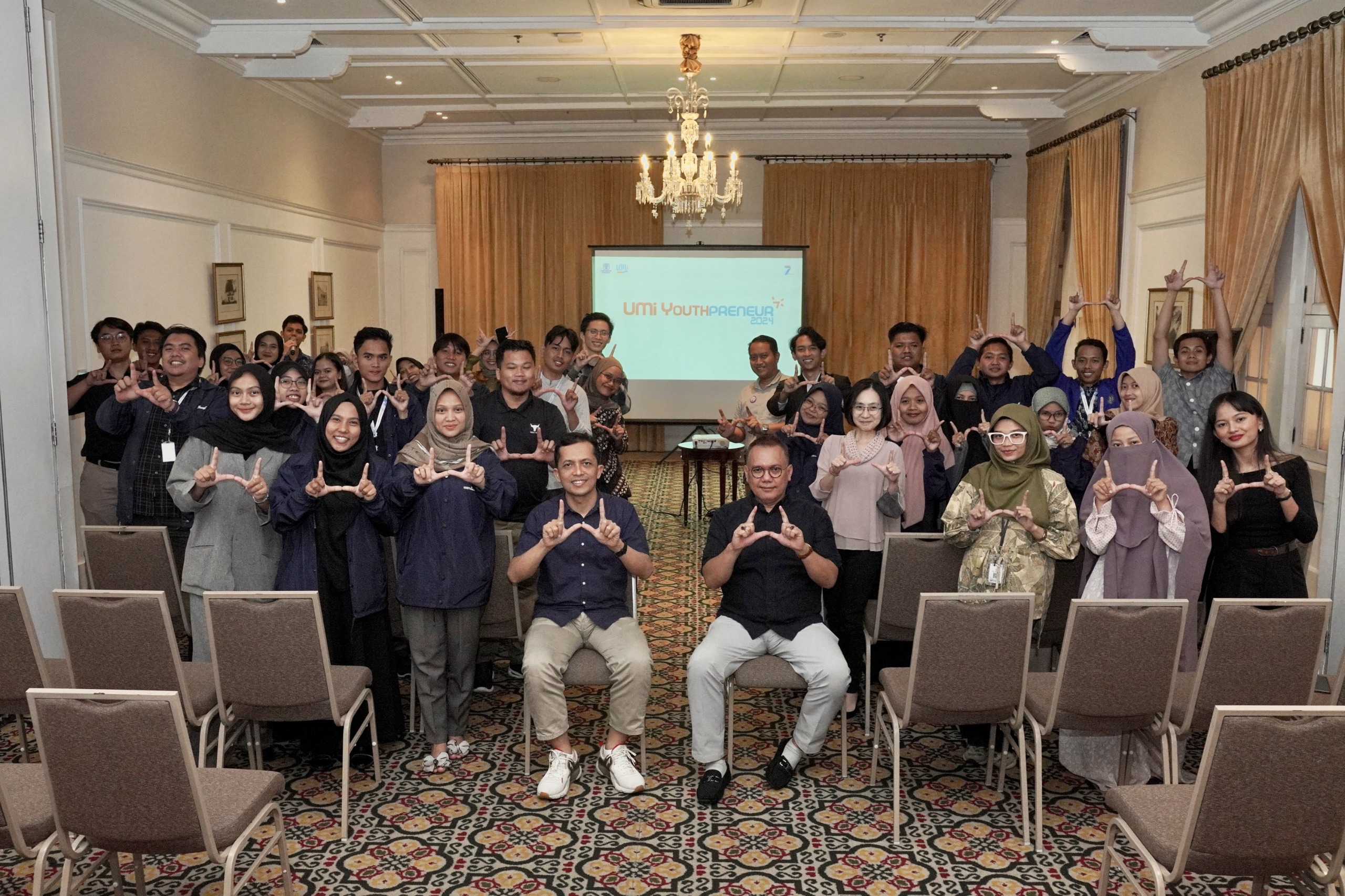 Generasi Muda Bersinar di UMi Youthpreneur 2024: PIP Lahirkan Pengusaha Masa Depan