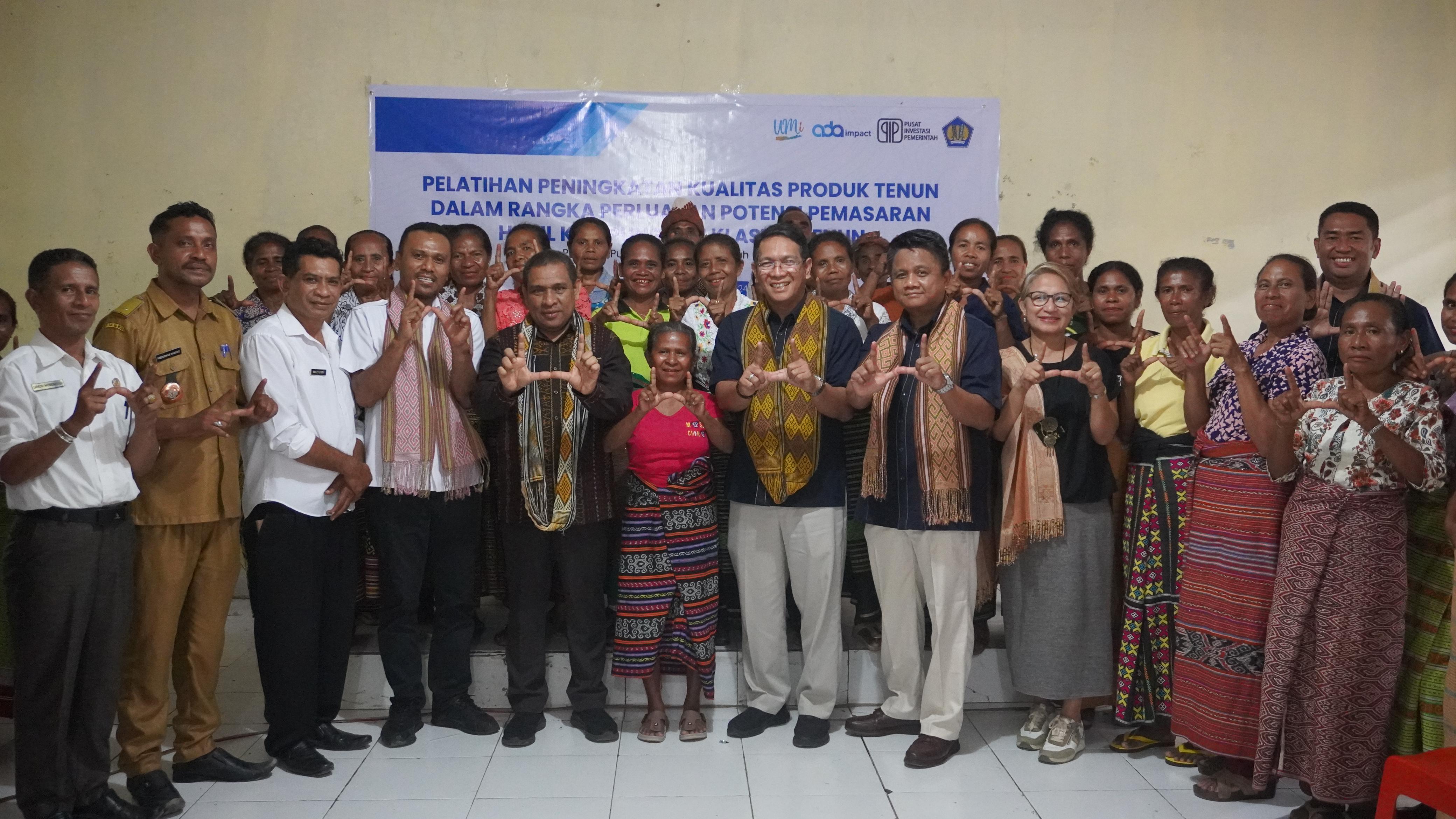 Kampung UMi Klaster Tenun: Merajut Masa Depan Ekonomi Mikro di Timor Tengah Utara, Nusa Tenggara Timur