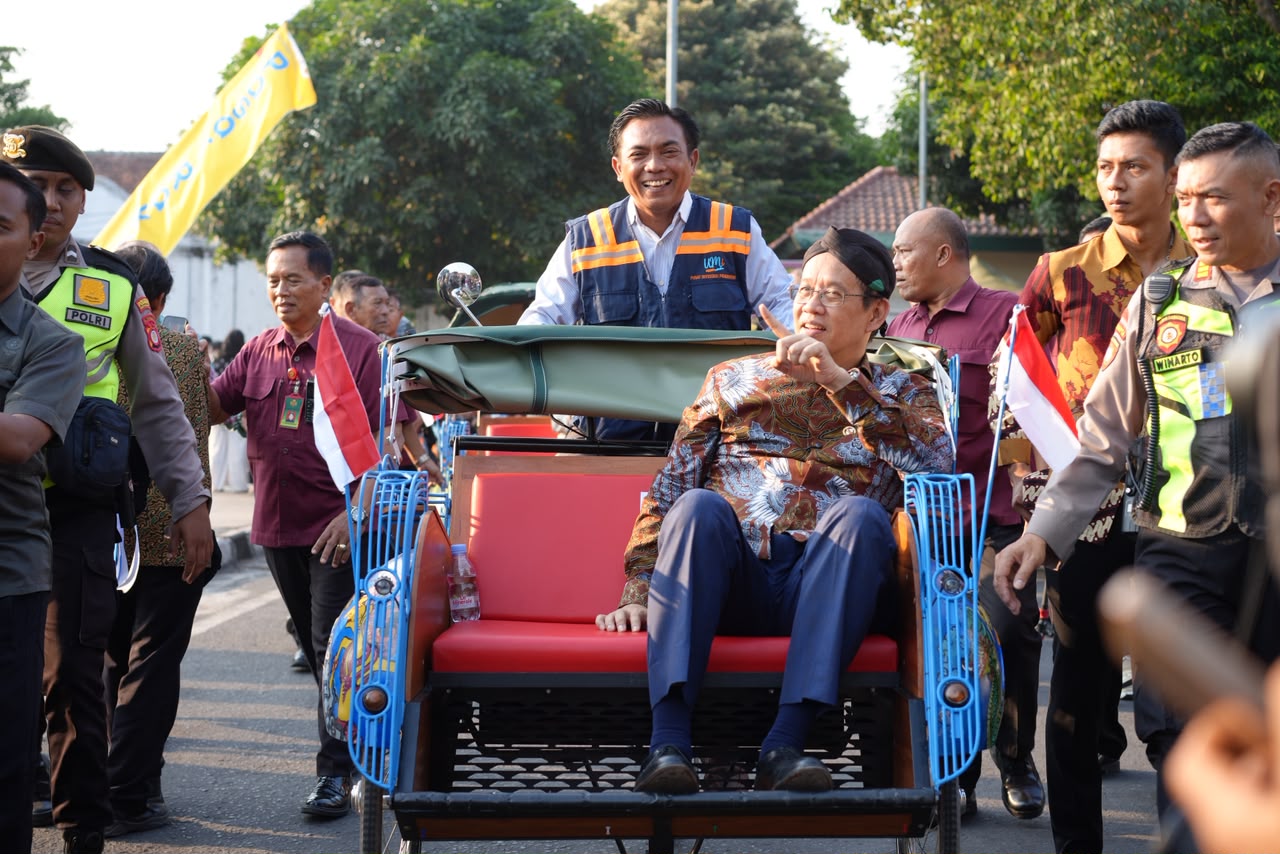 Padukan Teknologi dan Tradisi, Kemenkeu dan Pemda DIY Luncurkan Becak Listrik Bekalista di Ajang Pasar Rakyat UMi 2026